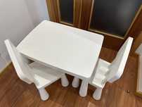Mesa e 2 cadeiras criança IKEA