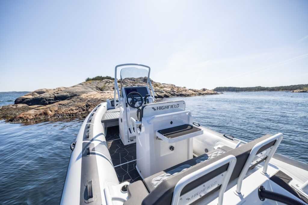 RIB Highfield Sport 560 - turystyczna łódź motorowa