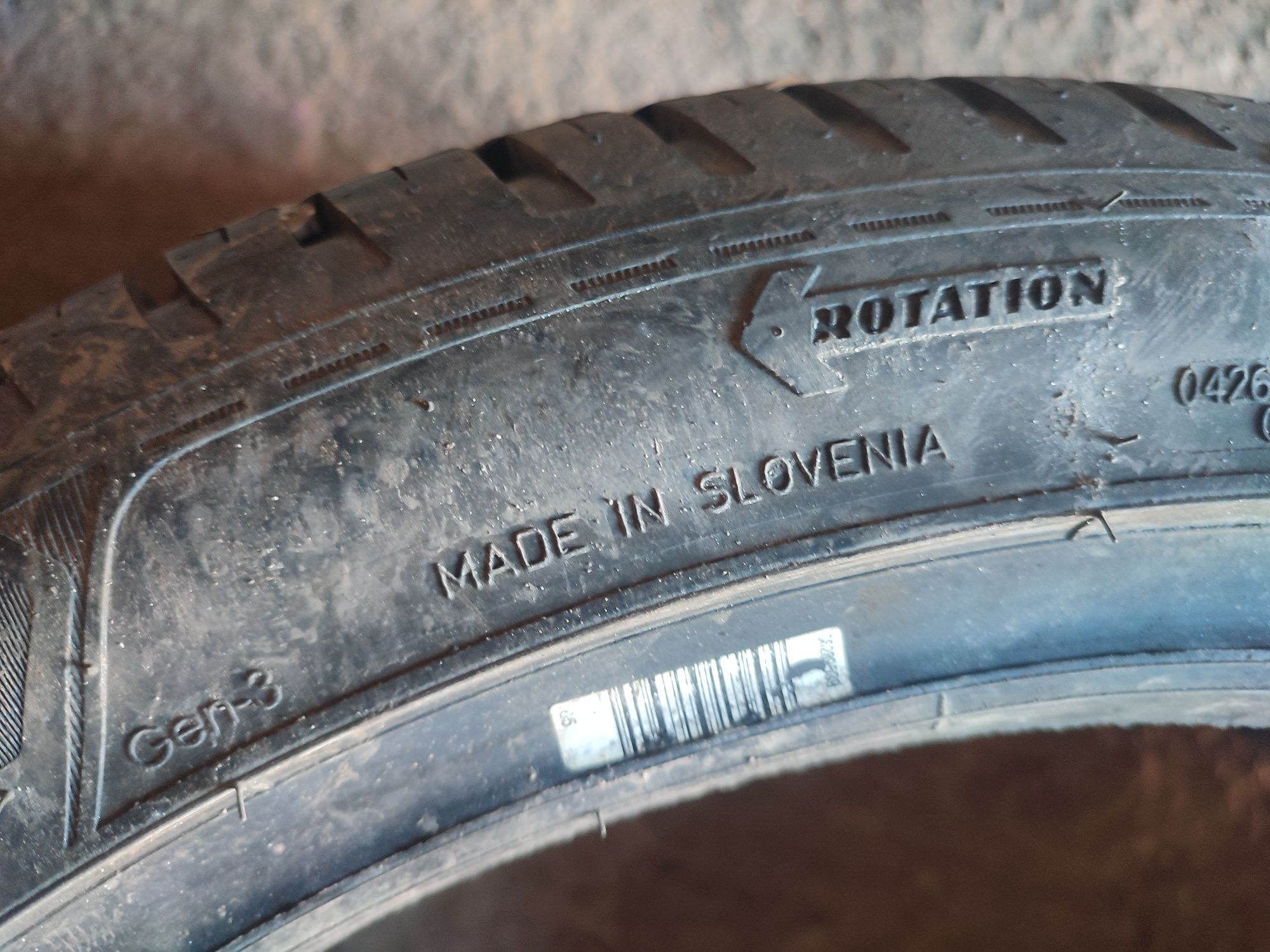 Резина 225/45/18 Состояние Новой Комплект Goodyear