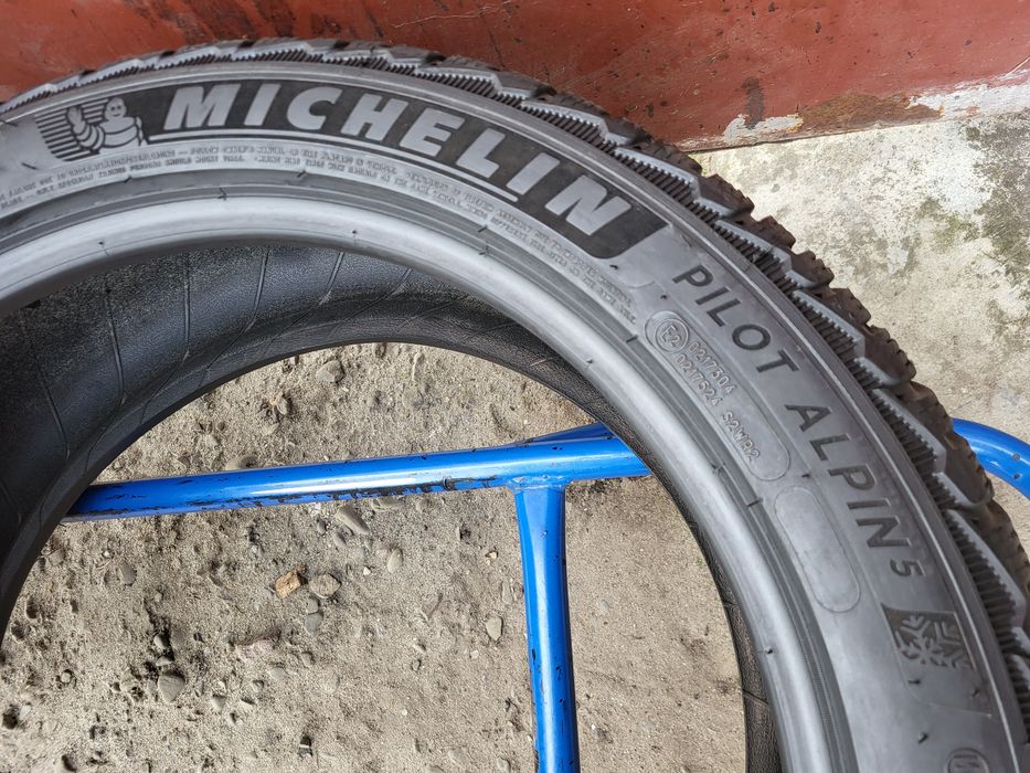 255/40/18+225/45/18 R18 Michelin Pilot Alpin 5 4шт ціна за 1шт шини