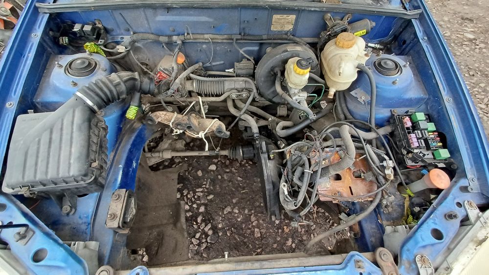 Продам Део Ланос на болты