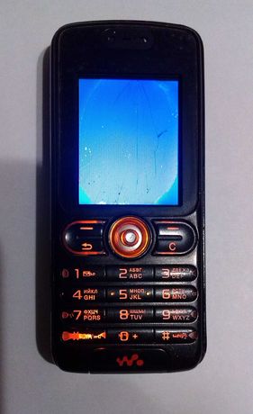 Телефон Sony Ericsson W200i под восстановление/разборку
