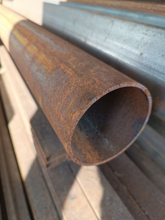 Rura stalowa gruba na słupy wygrodzenia stanowiska