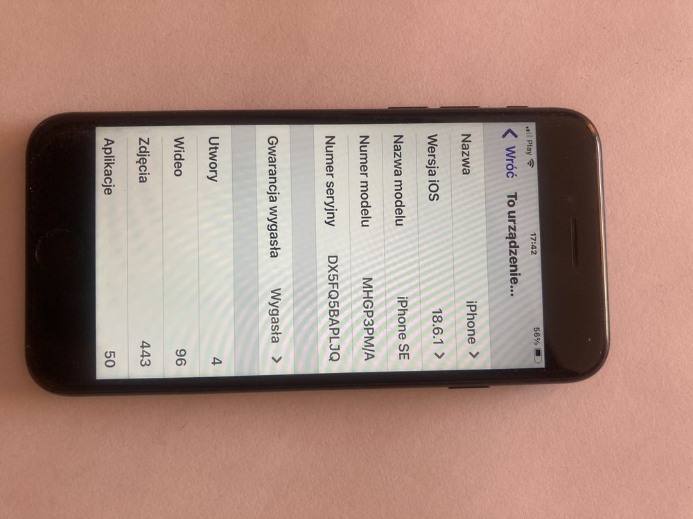 Iphone se 2020 do sprzedania.
