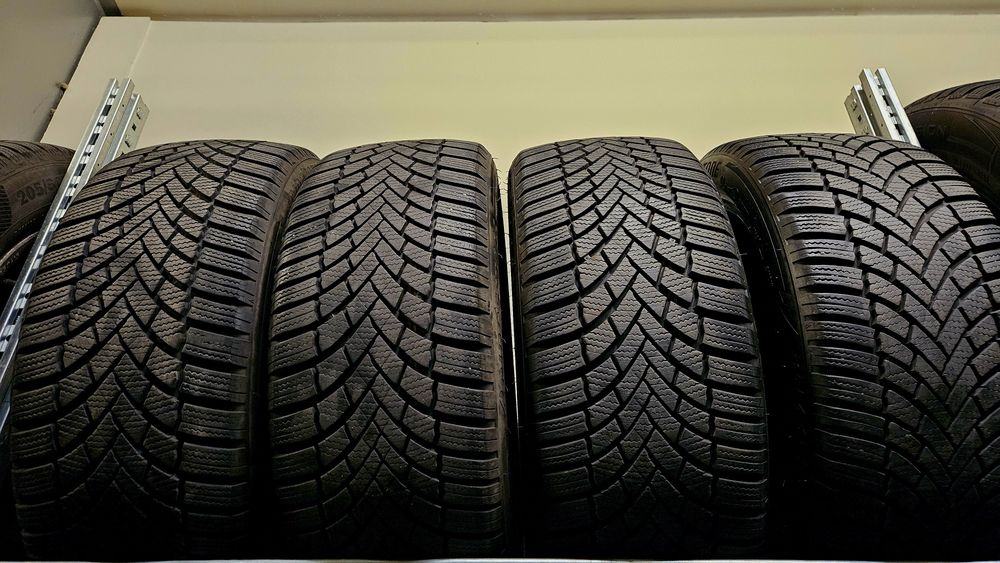 Opony zimowe Bridgestone 215/45r18