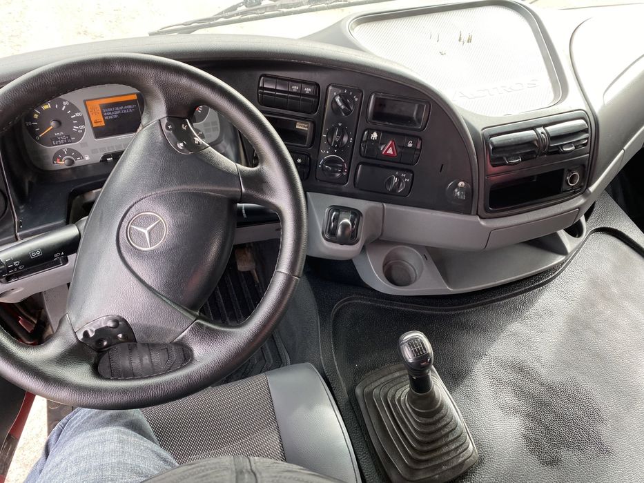 Мерседес 4141 самосвал