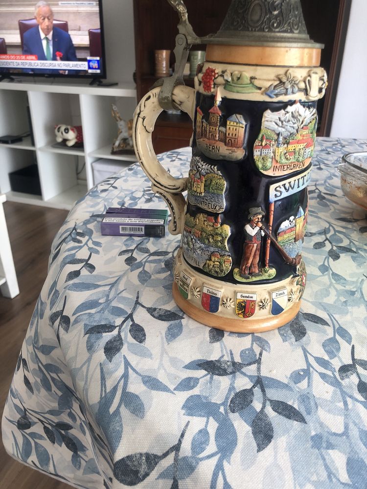 Caneca de coleção comprada na Austria