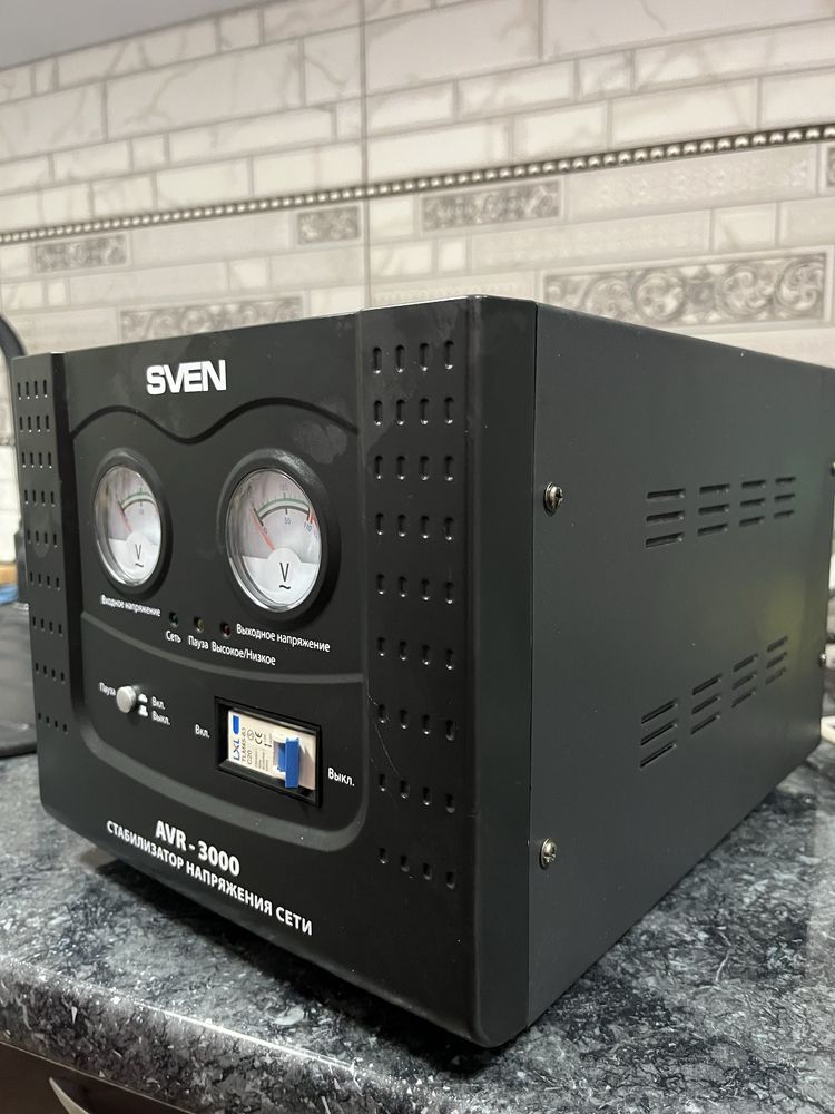 Стабілізатор напруги SVEN AVR-3000