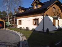 domek nad jeziorem- apartament dla 4 osób , łodki kajaki pomosty plaża