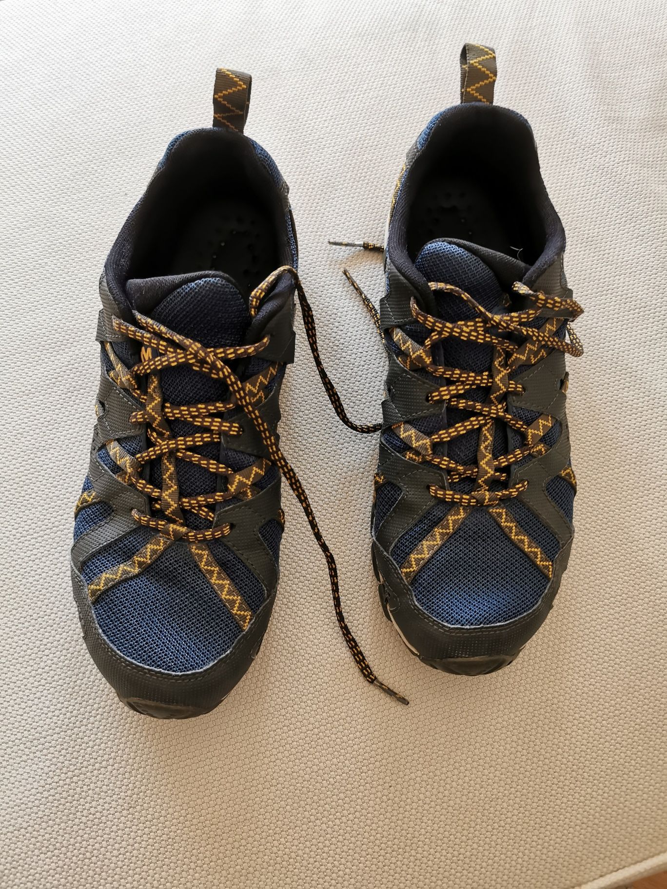 Sapatilhas Merrell 42