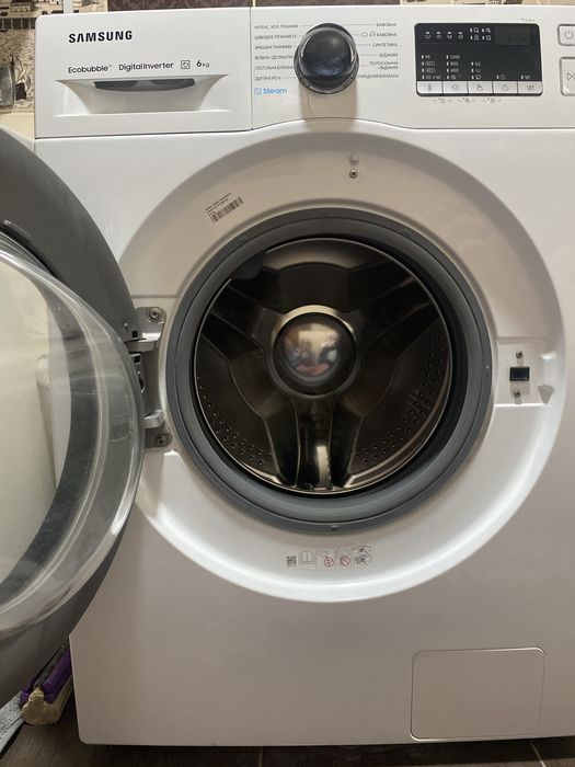 Продам пральну машинку lg eco bubble