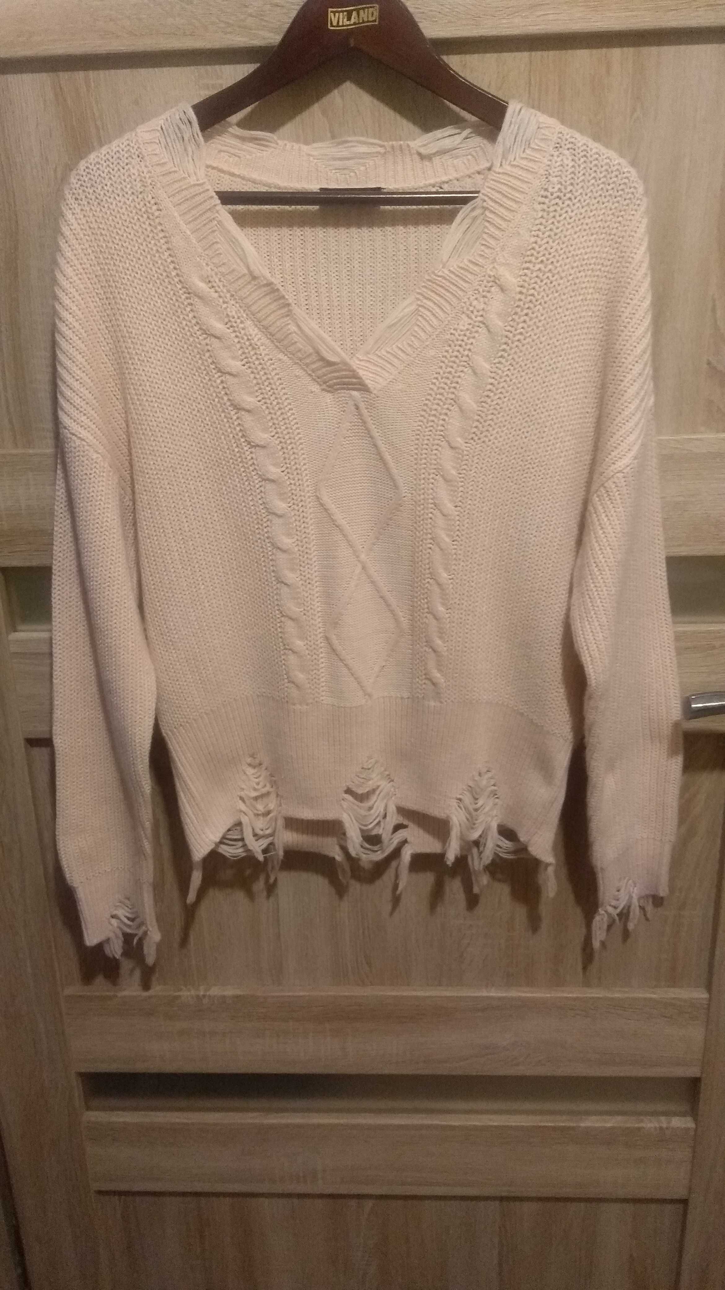 Продаю женский джемпер марки  Tally  Weijl. (46 р-р)