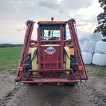 Opryskiwacz Hardi  800l hydraulicznie rozkładane lance w bdb stanie