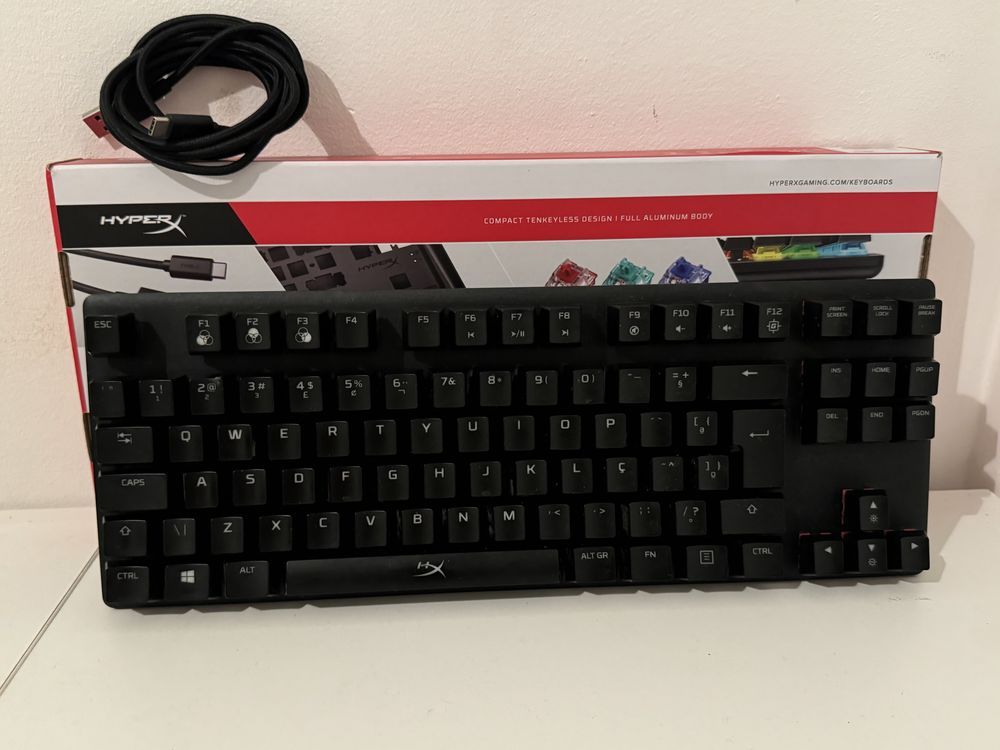 Teclado Hyperx Alloy Origins Core