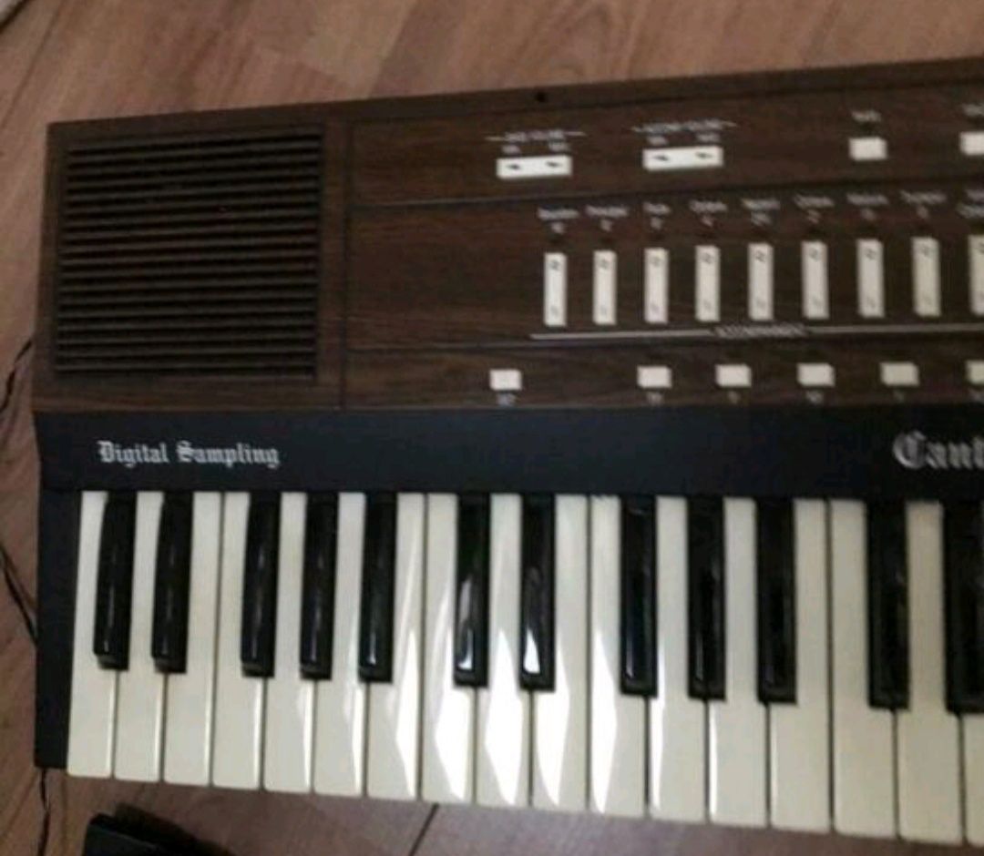 Viscount Cantorum II keyboard koscielny organy koscielne
