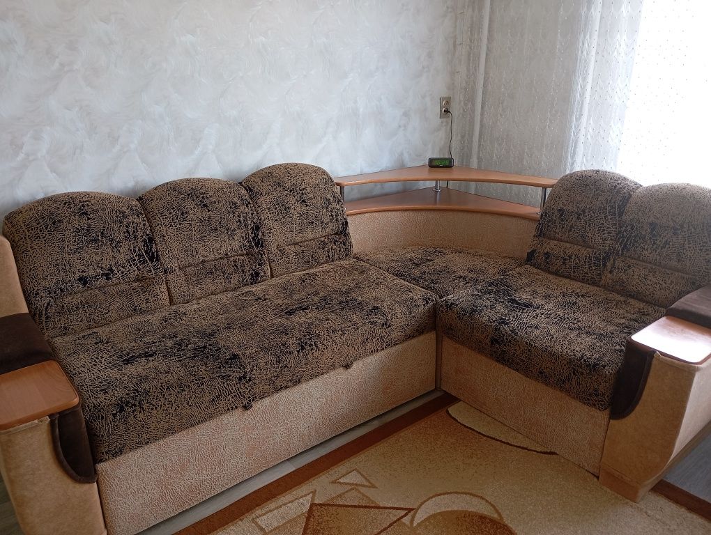Продам диван б/в