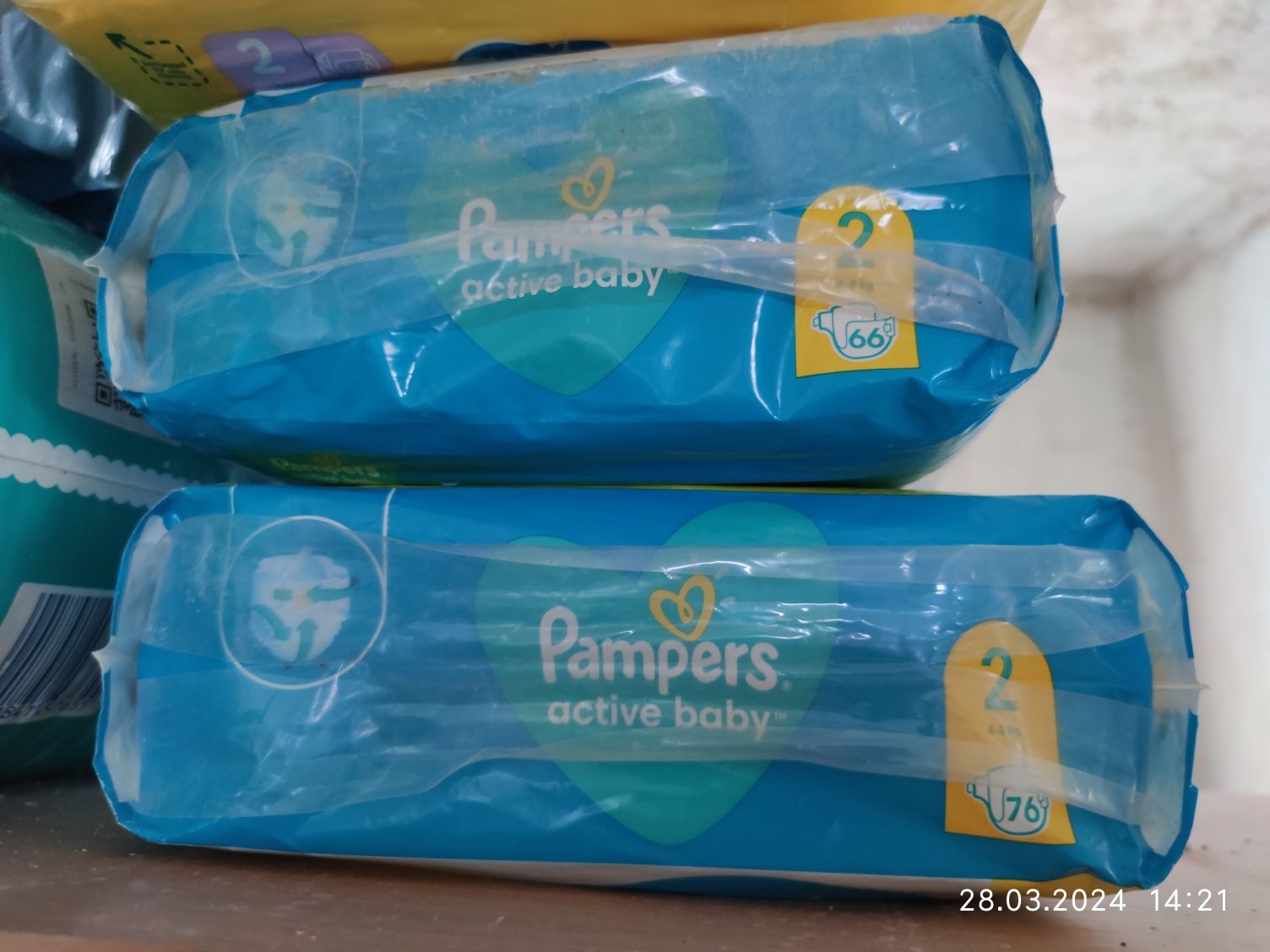 Памперсы подгузники Pampers 2 , 3 , 5 , 7  Huggies 2