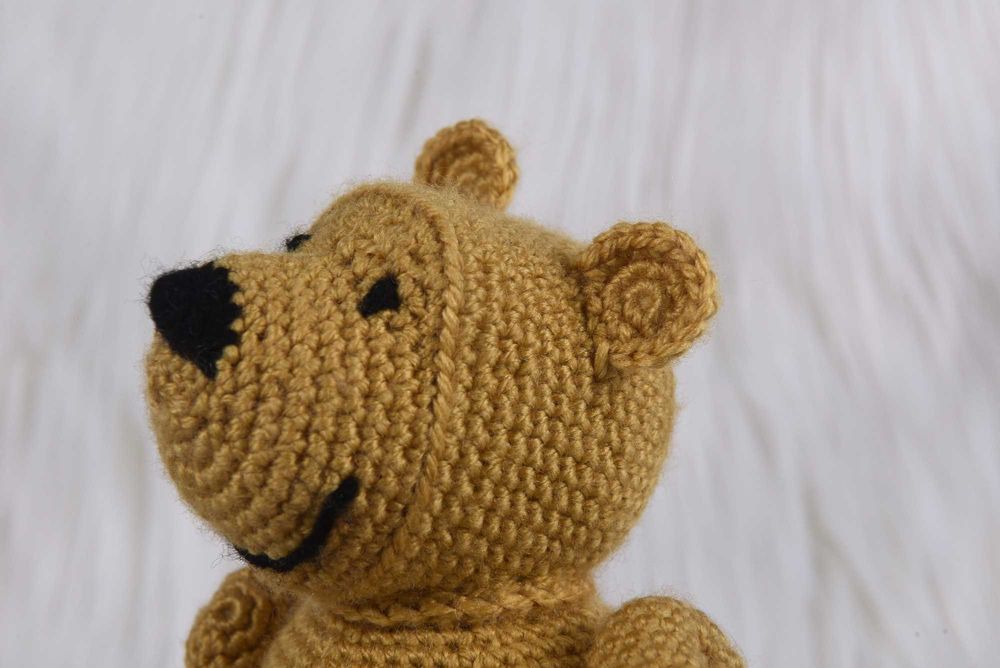 Kubuś Puchatek Miś na szydełku zabawka dla dziecka