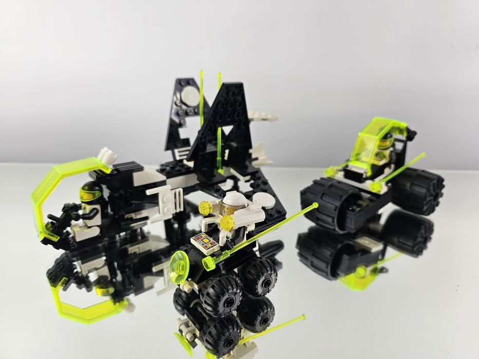 Lego Blacktron II 6887 plus 6851 plus 6812
