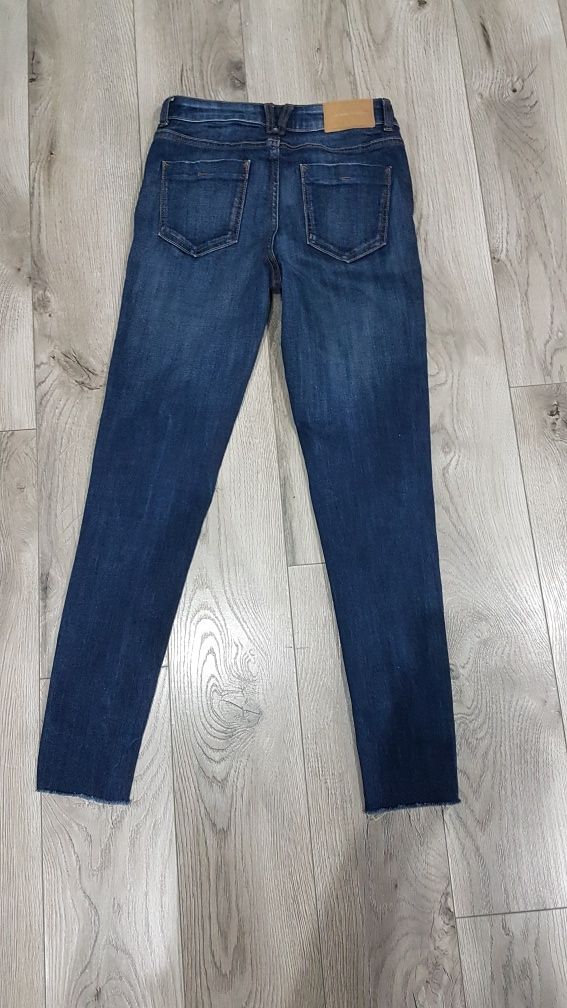 Jeansy zara 34 xs Z1975 mid rise Z bizuteryjnym guzikiem