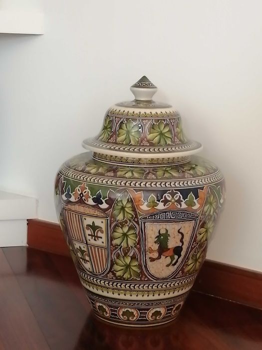 Pote de cerâmica - Coimbra