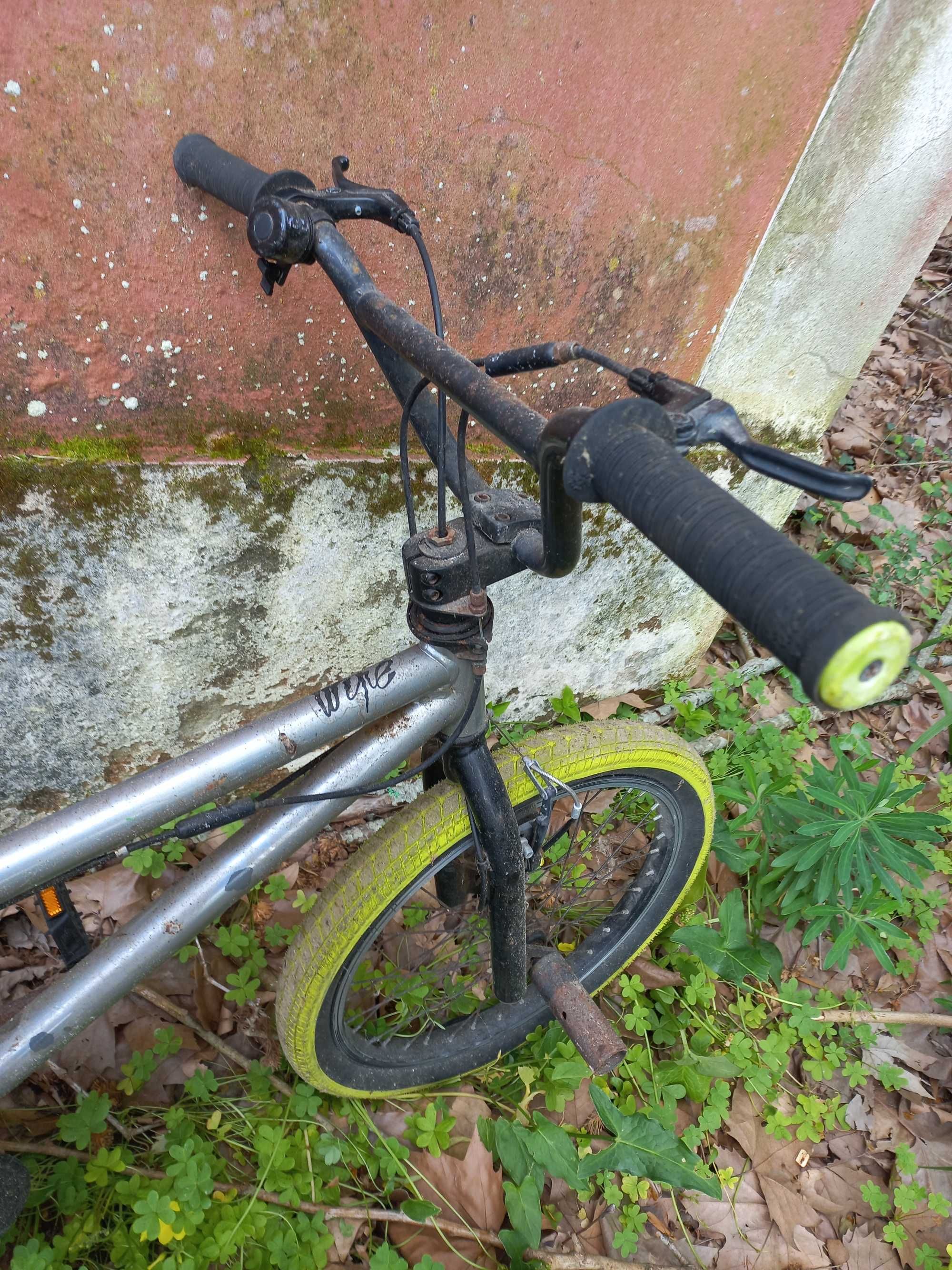 Bicicletas usadas. Novo preço. Bmx original.
