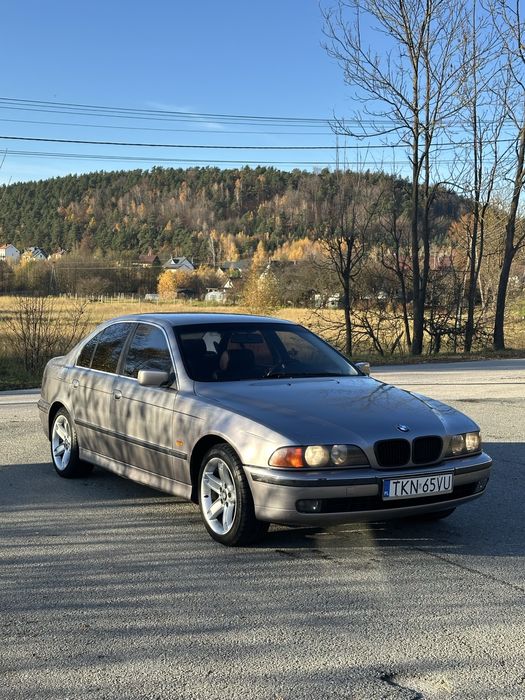 Bmw e39 523i R6 170koni 2.5b LPG gaz automat BEZ RDZY bardzo ładna