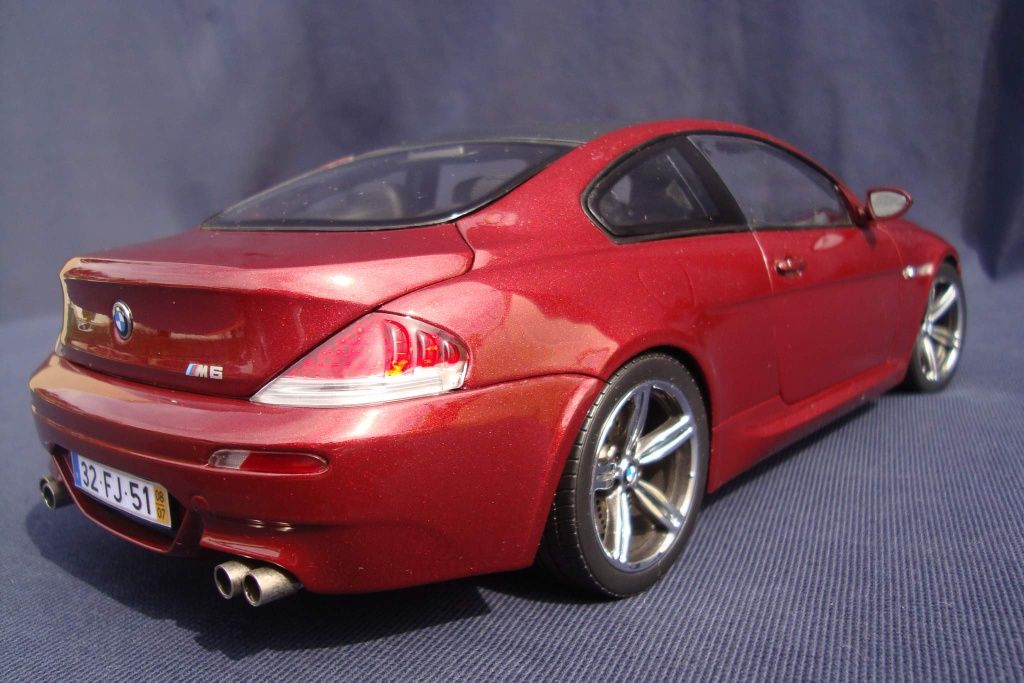 Bmw M6 da Kyosho escala 1/18