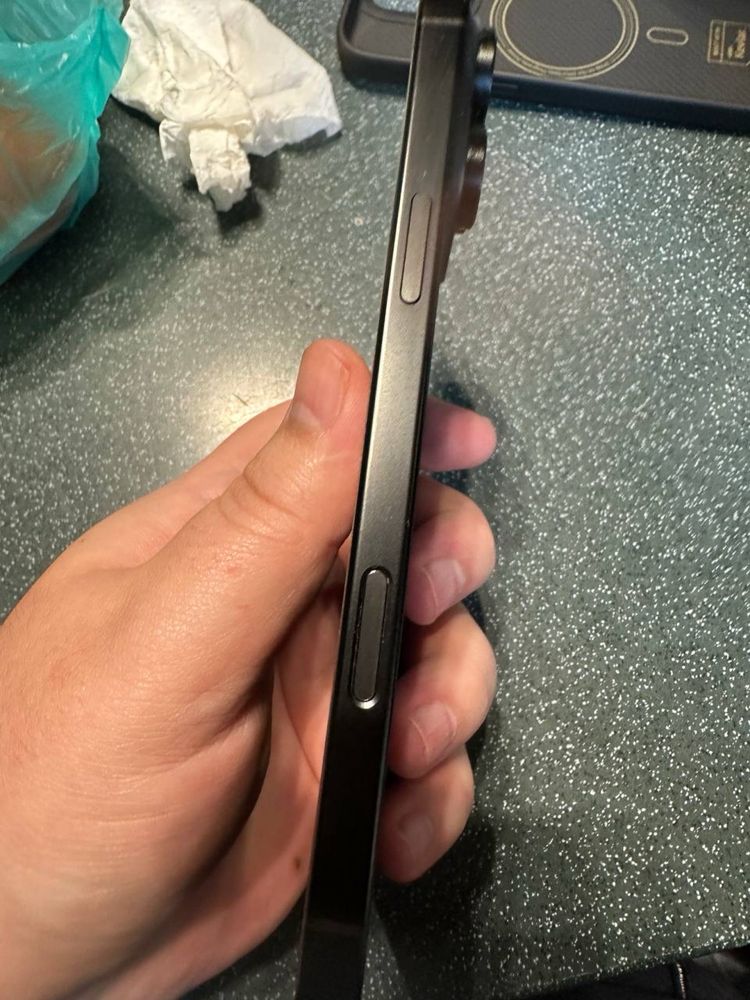 Iphone 16 pro max 256 neverlock