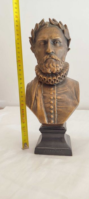 Antiguidades - Busto camões (30cm)