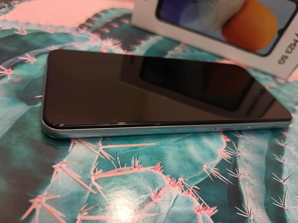 Samsung m23 5G 128GB light blue