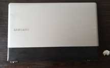Klapy,Zawiasy matrycy do Samsung NP305E5A-S03PL