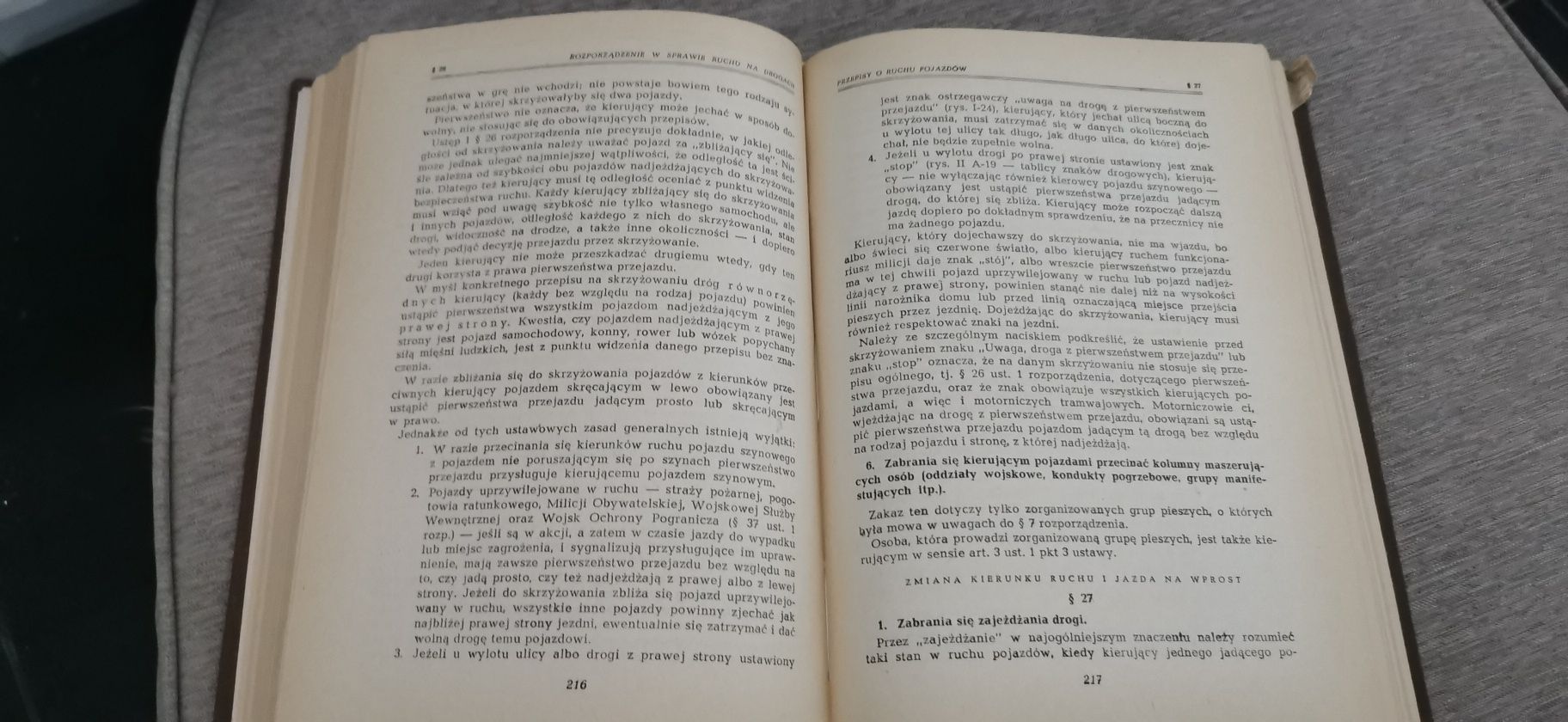 Kodeks drogowy. Komentarz Jan Gajewski 1965