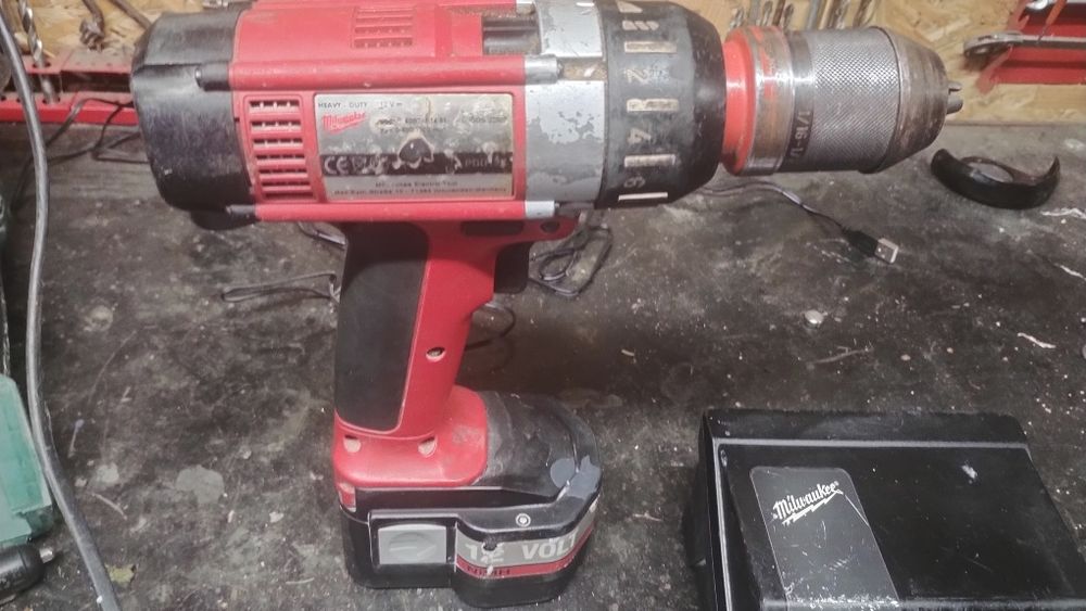 Wkrętarka akumulatorowa Milwaukee PDD12x