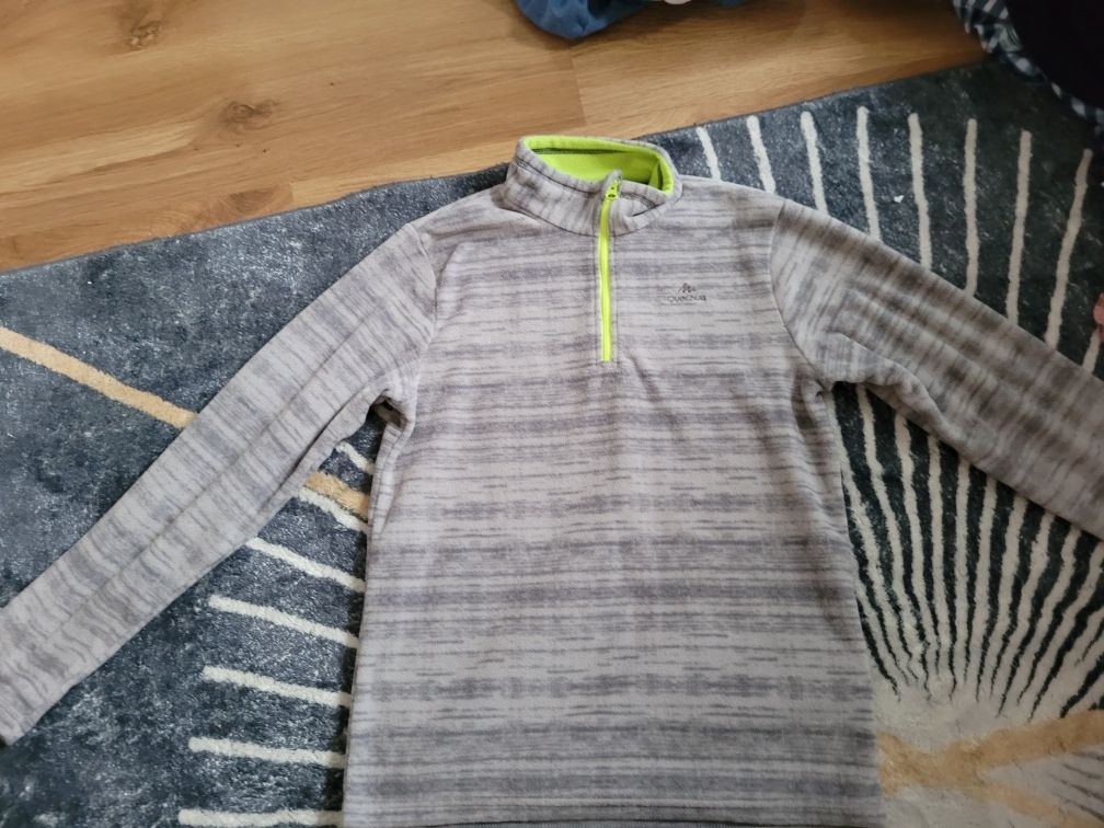 Bluza polarowa Decathlon rozmiar  152