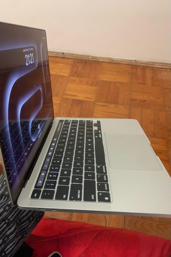MacBook PRO M1 13 202/