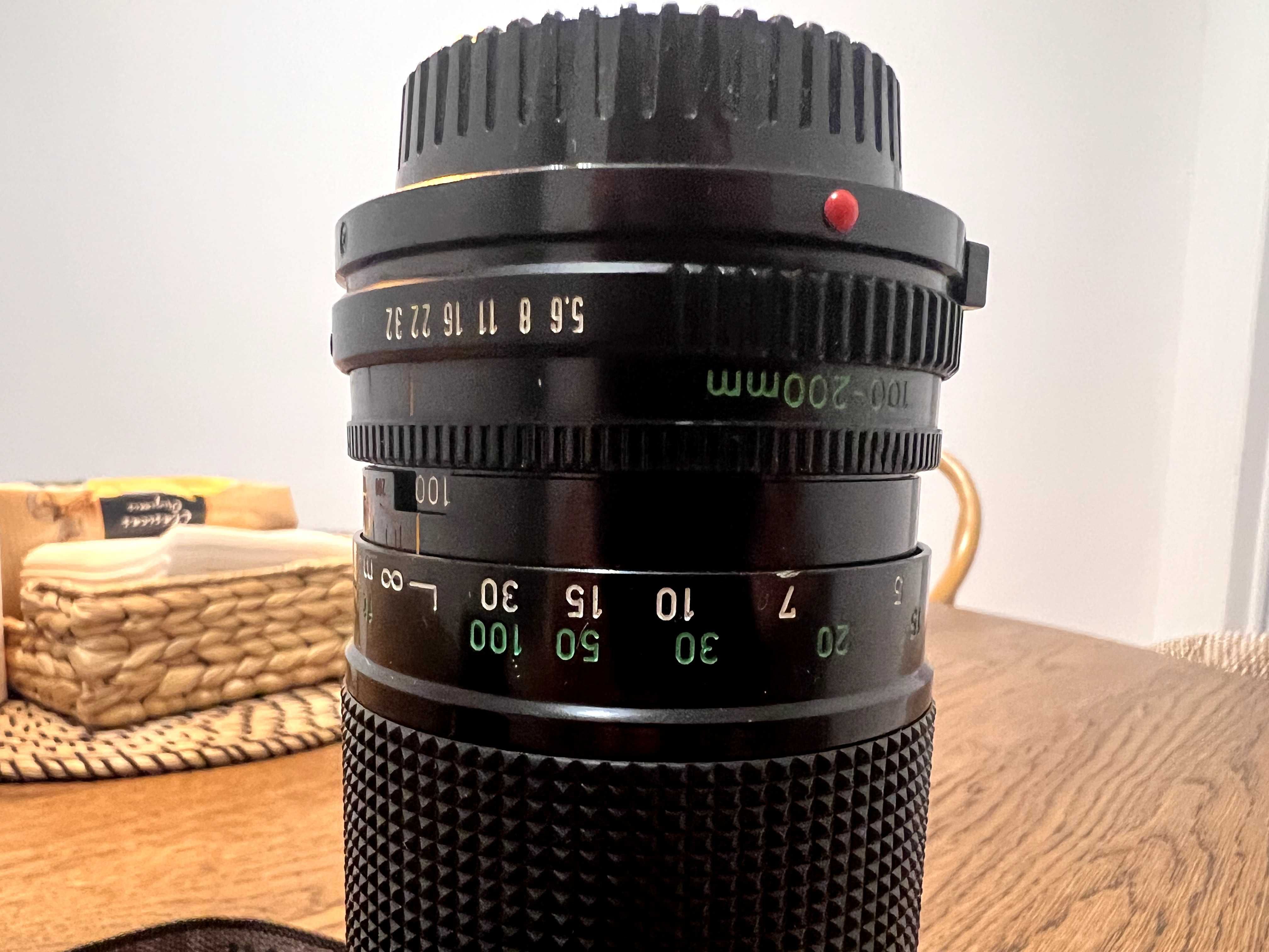 Canon F1 collectors edition LA84 + 3 lentes 52mm + 100-200mm + 28mm