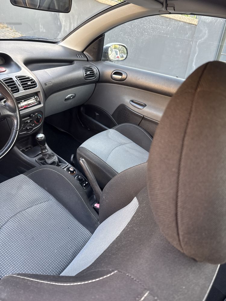 Peugeot 206 CC ano 2003