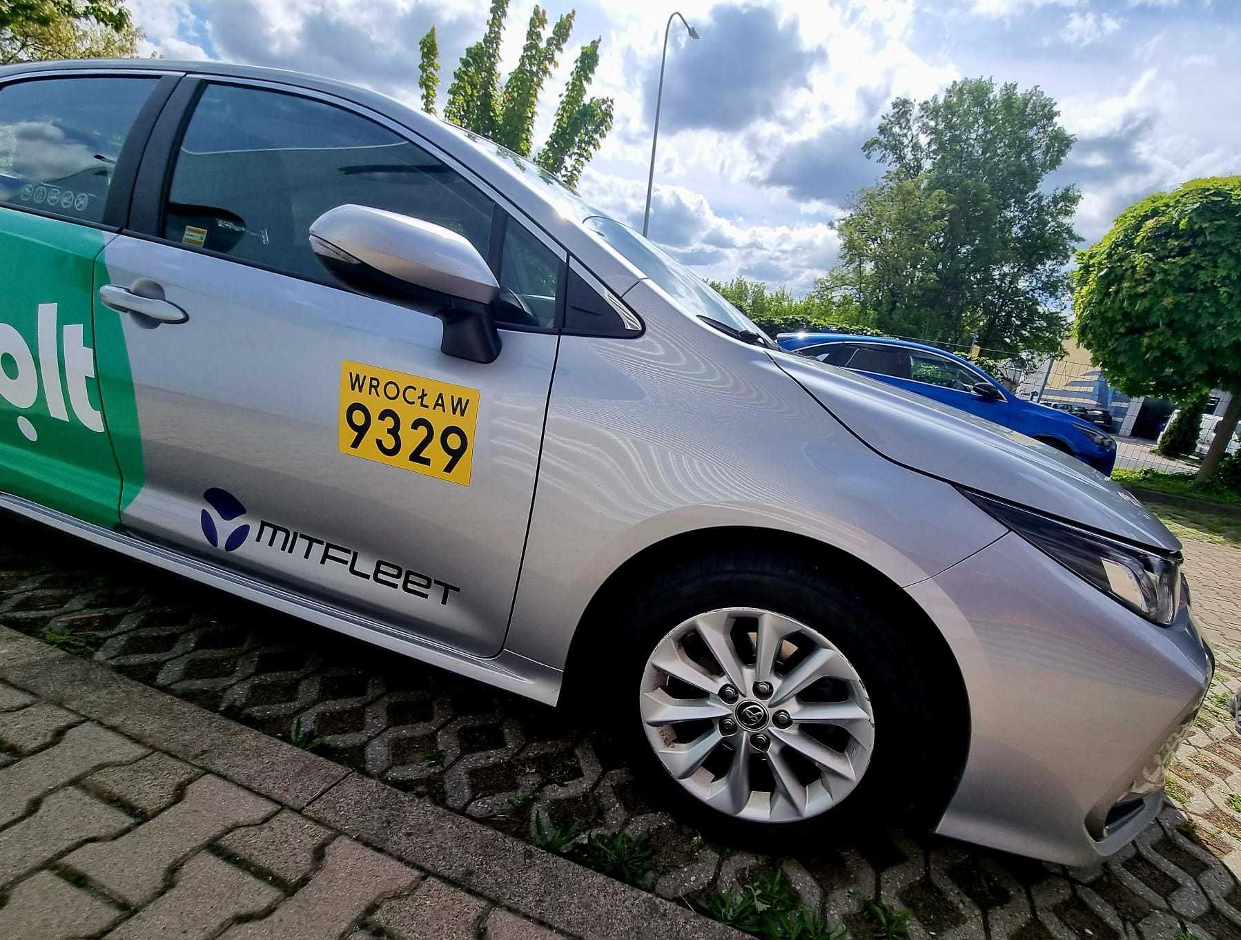 Wynajem samochodów TAXI UBER/BOLT/FREENOW Toyota Corolla, Hybryda, LPG