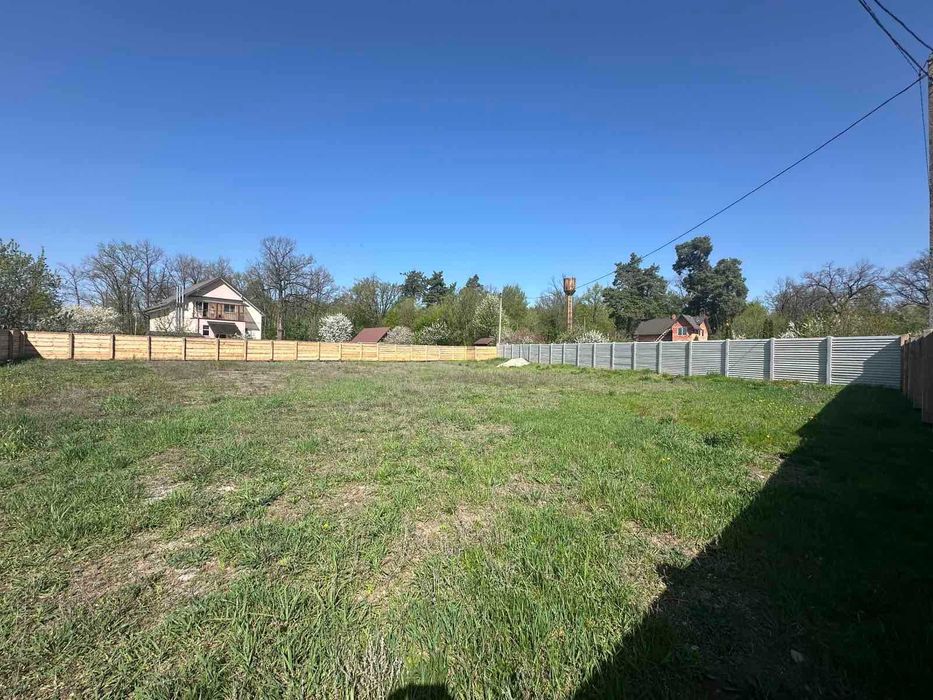 Продам земельну ділянку 10 сот в смт Ворзель, вул. Мічуріна!