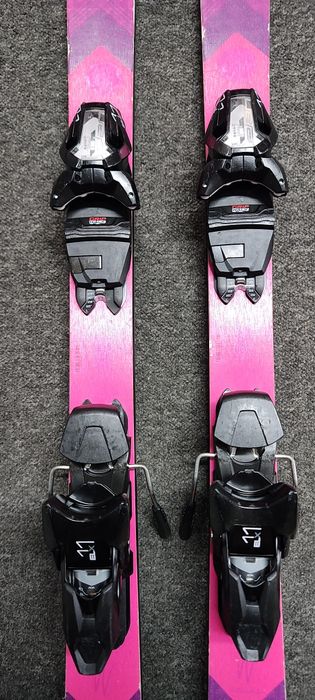 Narty 155cm ELAN Ace Speed Magic 2024 + wiązania EMX 11.0 GW

Długo