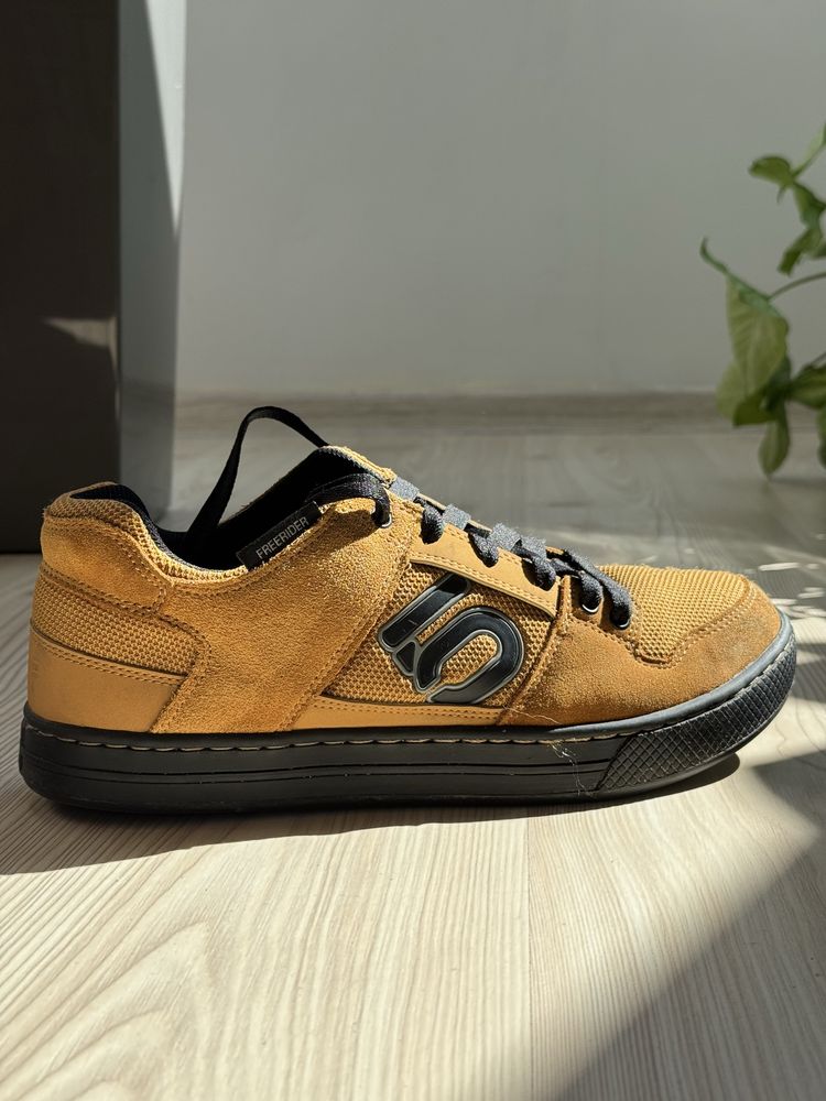 Buty adidas fiveten freerider