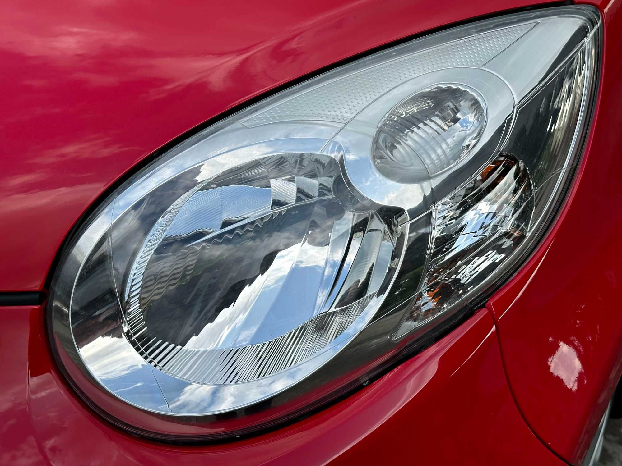 Продам Citroen C1 2012