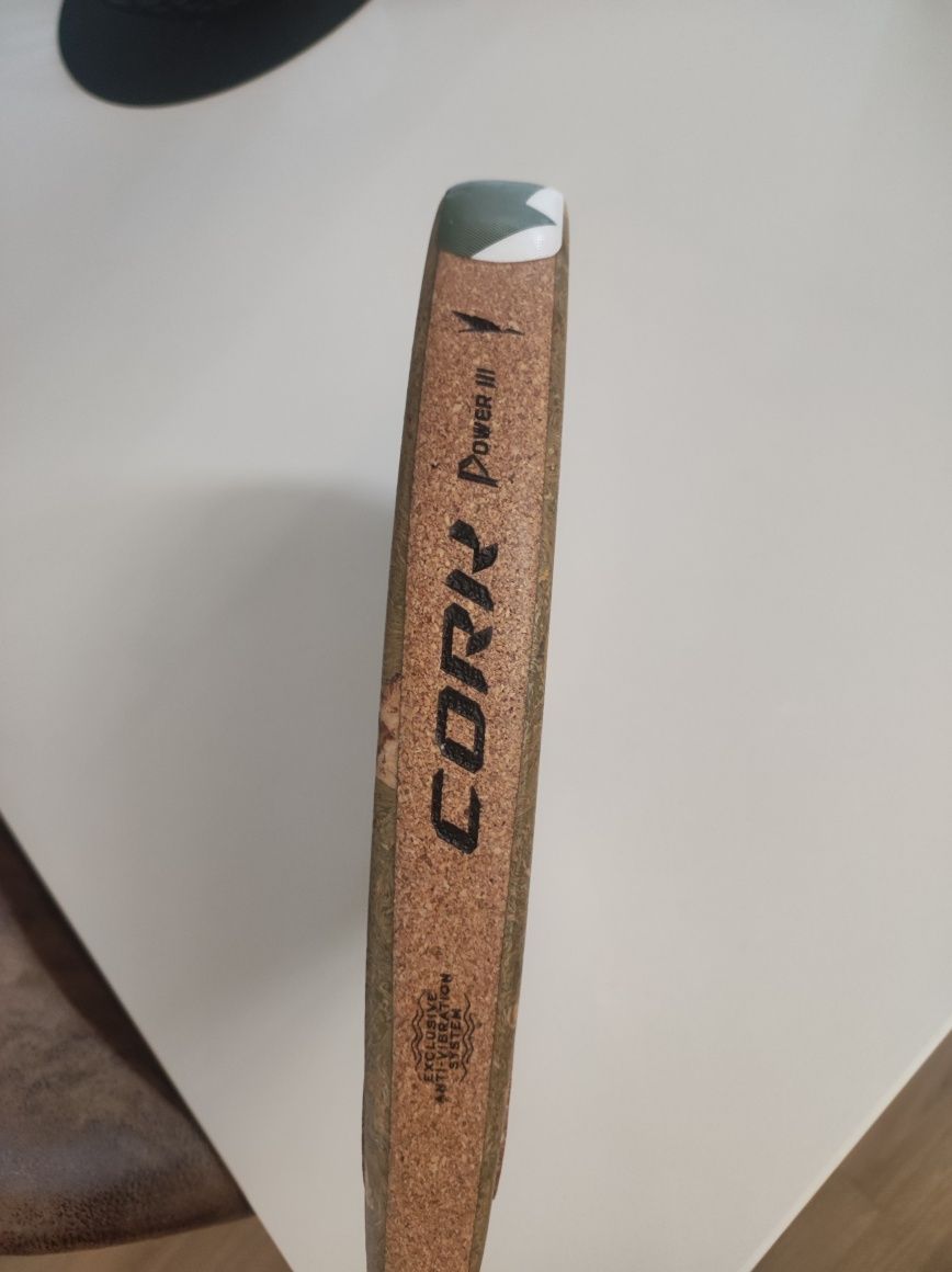Raquete Cork nova