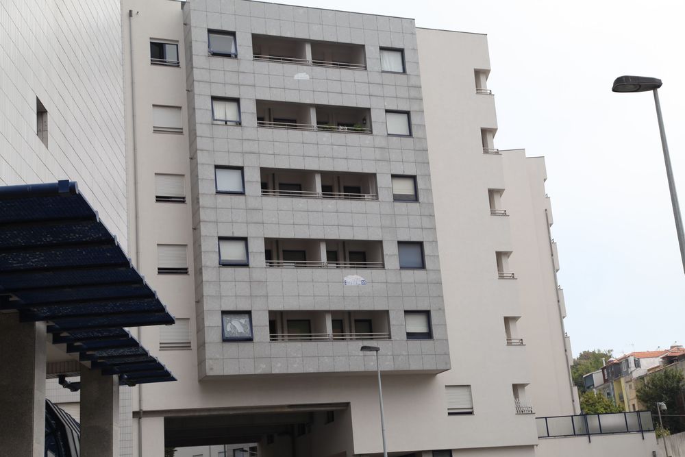 Arrenda-se Apartamento T1 Praça Galiza Porto