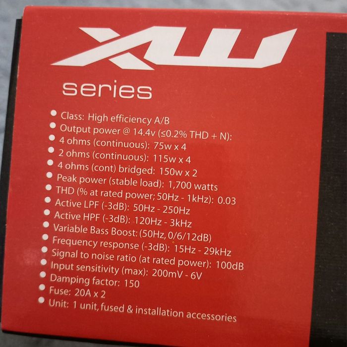 автомобільний підсилювач звуку