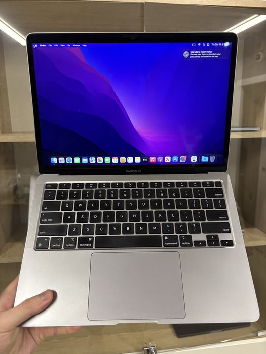 Macbook Air 2020 M1 8/256, дешево, дуже класний макбук