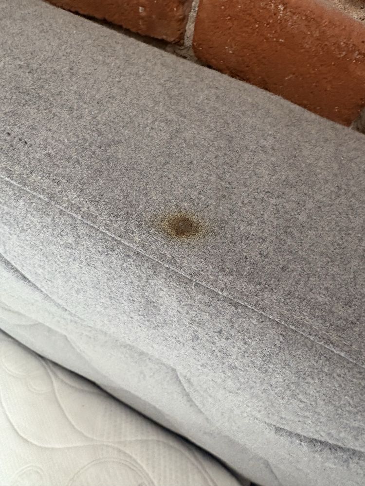 Tapicerowane łóżko NAP z materacem HILDING 160 x 200