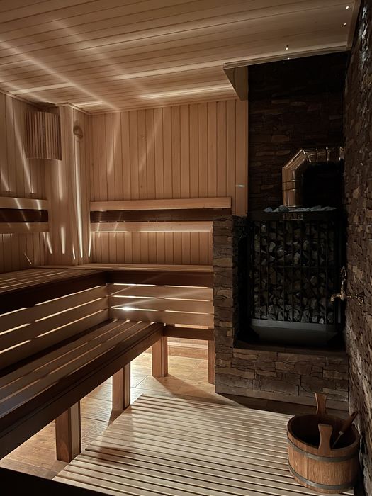 «Ніч для 2х» будинок з лазнею, джакузі та басейном