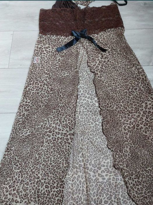 Koronkowa koszula nocna,Ręcznie robiona,projektowana w Egipcie, roz Xl